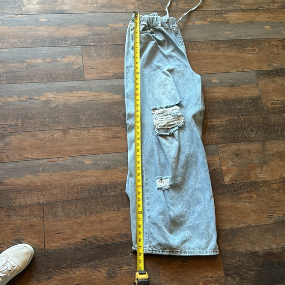 NWT. Almost Famous Drawstring Baggy Jeans - Picture 6 of 6